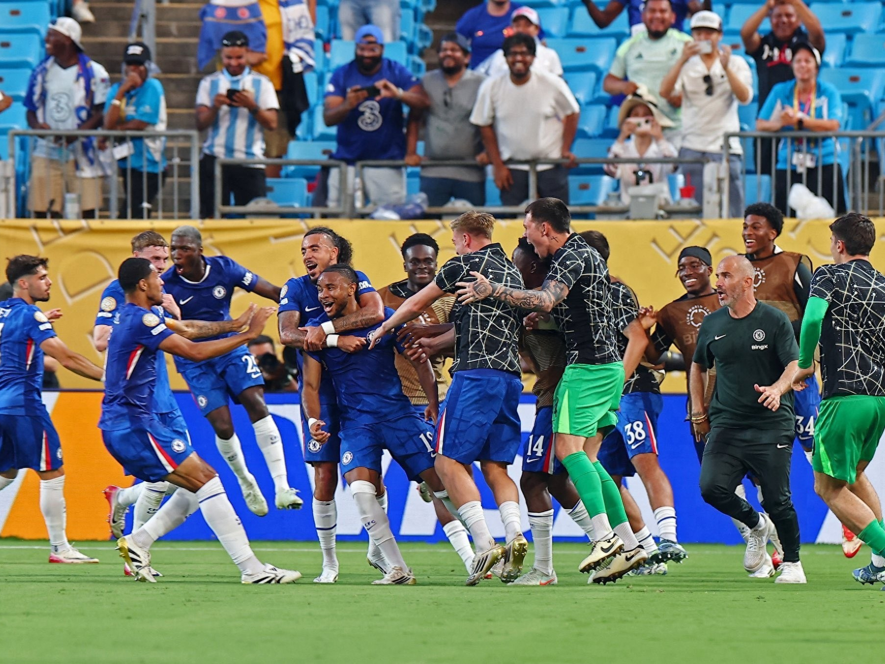 关于转会期国王杯焦点战，拉齐奥完成体检，球迷炸锅，赛季目标并未改变的信息