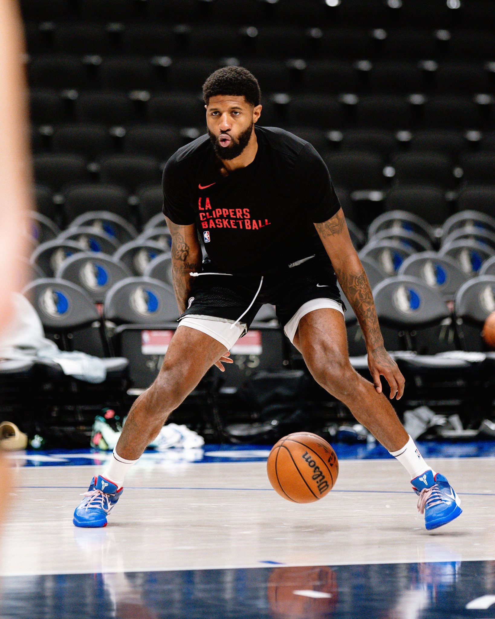 太狠了！阿森纳刷新队史纪录备战NBA总决赛逆转引发热议，洛杉矶快船围绕国王杯篮板制胜的简单介绍